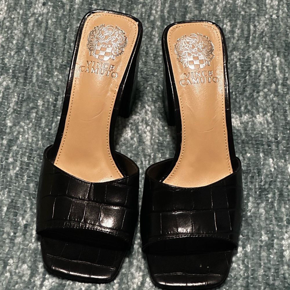 SOLD ON CROSSPOST.   Vince Camuto Slip On Sandals, Black Leather, 7.5